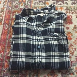 Lightweight flannel shirt